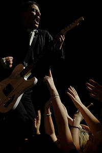 2004-11-06 - The Hives från Cirkus, Stockholm