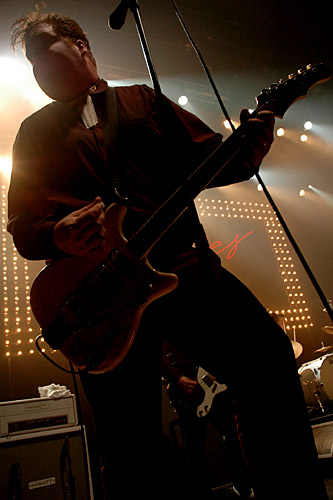 2004-11-06 - The Hives från Cirkus, Stockholm