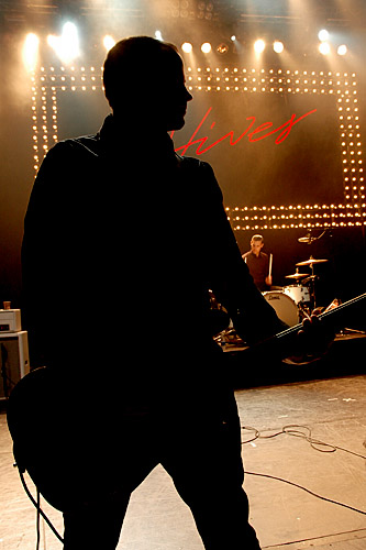 2004-11-06 - The Hives - Soundcheck från Cirkus, Stockholm