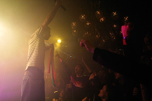 2004-11-10 - The Tough Alliance från Café Opera, Stockholm