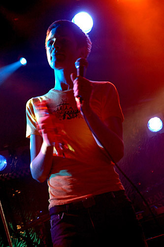 2004-12-02 - Sons of Cyrus från Debaser Slussen, Stockholm