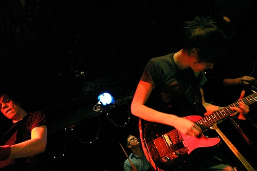 2004-12-21 - Seven feet four från Taj Mahal, Göteborg
