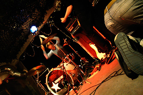 2004-12-21 - Seven feet four från Taj Mahal, Göteborg