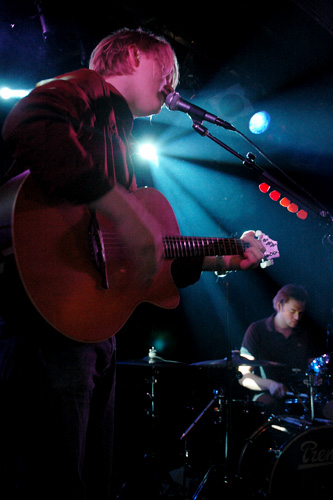 2005-02-03 - Johnossi från Debaser Slussen, Stockholm