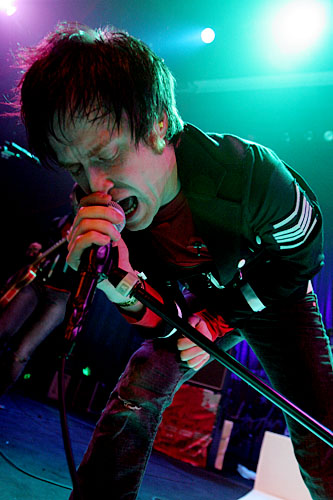 2005-04-07 - The (International) Noise Conspiracy från Umeå Open, Umeå