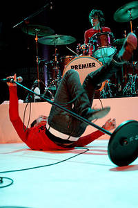 2005-04-07 - The (International) Noise Conspiracy från Umeå Open, Umeå