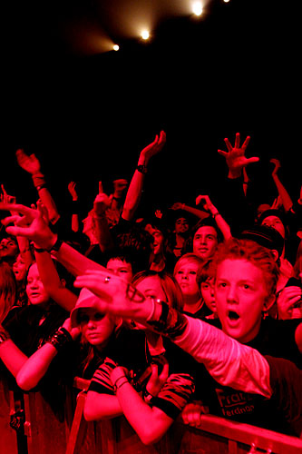 2005-04-07 - The (International) Noise Conspiracy från Umeå Open, Umeå