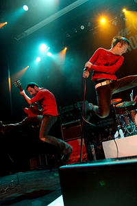2005-04-07 - The (International) Noise Conspiracy från Umeå Open, Umeå