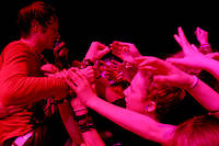 2005-04-07 - The (International) Noise Conspiracy från Umeå Open, Umeå