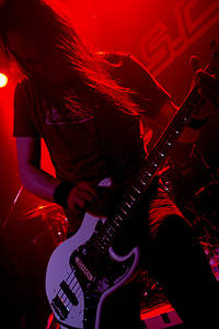 2005-06-01 - Mustasch från Mondo, Stockholm