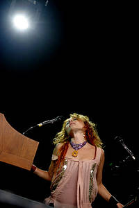 2005-06-17 - Tori Amos från Hultsfredsfestivalen, Hultsfred