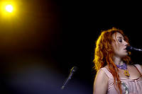 2005-06-17 - Tori Amos från Hultsfredsfestivalen, Hultsfred