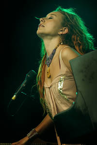2005-06-17 - Tori Amos från Hultsfredsfestivalen, Hultsfred