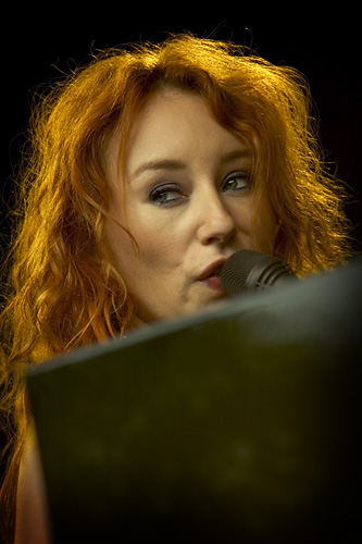 2005-06-17 - Tori Amos från Hultsfredsfestivalen, Hultsfred