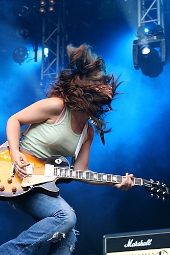 2005-06-17 - The Donnas från Hultsfredsfestivalen, Hultsfred