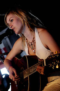 2005-06-18 - Sofia Talvik från Hultsfredsfestivalen, Hultsfred