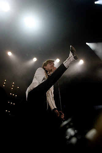 2005-06-17 - The Hives från Hultsfredsfestivalen, Hultsfred