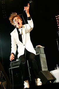 2005-06-17 - The Hives från Hultsfredsfestivalen, Hultsfred