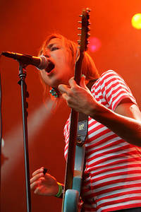 2005-07-08 - Sahara Hotnights från Gatufesten, Sundsvall