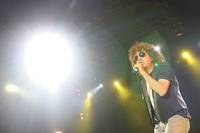 2005-07-08 - Magnus Uggla från Gatufesten, Sundsvall