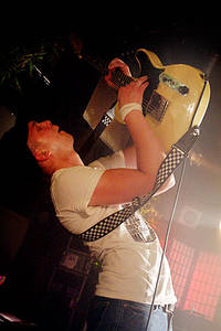 2005-07-25 - Razorlight från Debaser Slussen, Stockholm