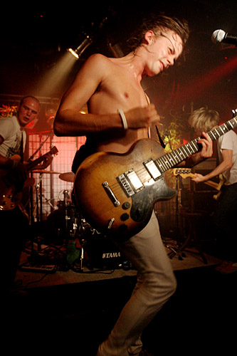 2005-07-25 - Razorlight från Debaser Slussen, Stockholm