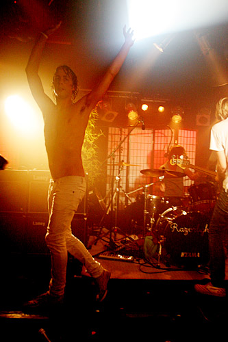2005-07-25 - Razorlight från Debaser Slussen, Stockholm