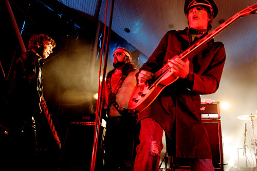 2005-07-29 - Turbonegro från Storsjöyran, Östersund
