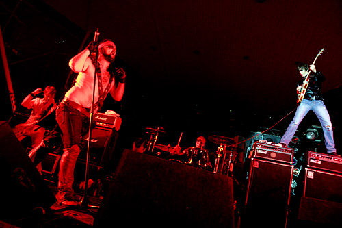 2005-07-29 - Turbonegro från Storsjöyran, Östersund
