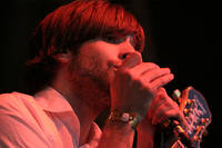 2004-05-29 - Shout Out Louds från Popaganda, Stockholm