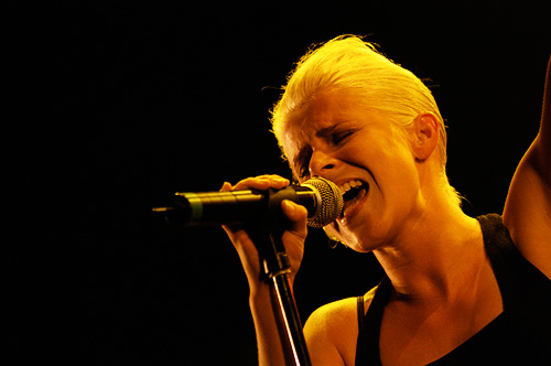 2005-08-23 - Robyn från Malmöfestivalen, Malmö