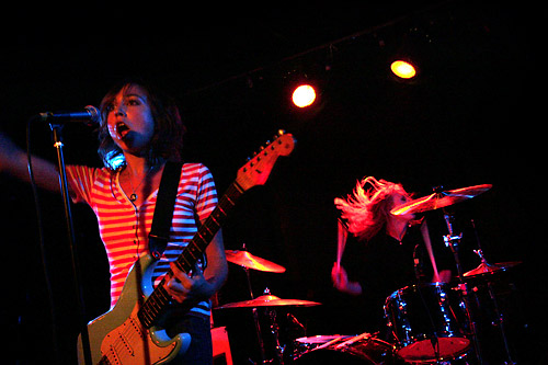 2005-09-09 - Sahara Hotnights från Mercury Lounge, New York City