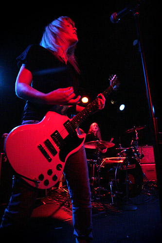 2005-09-09 - Sahara Hotnights från Mercury Lounge, New York City