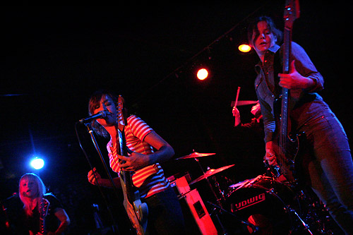 2005-09-09 - Sahara Hotnights från Mercury Lounge, New York City