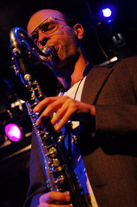 2005-10-19 - Loney, Dear från Kägelbanan, Stockholm