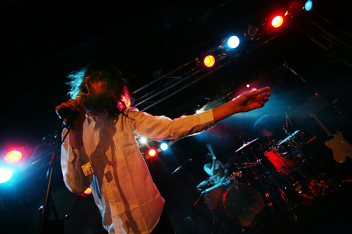 2006-03-06 - Liars från Debaser Slussen, Stockholm