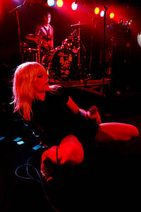 2006-03-14 - The Sounds från Debaser Slussen, Stockholm
