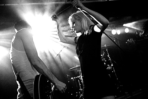 2006-03-14 - The Sounds från Debaser Slussen, Stockholm