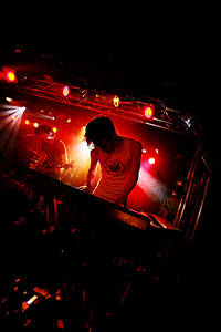 2006-03-14 - The Sounds från Debaser Slussen, Stockholm