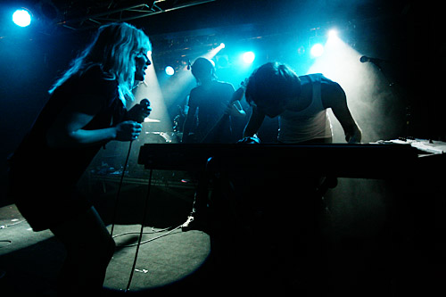 2006-03-14 - The Sounds från Debaser Slussen, Stockholm