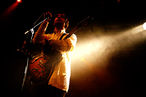 2006-05-27 - Shout Out Louds från Popaganda, Stockholm