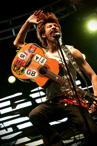 2006-06-15 - Gogol Bordello från Hultsfredsfestivalen, Hultsfred
