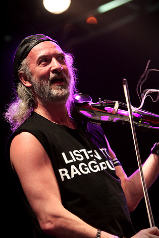 2006-06-15 - Gogol Bordello från Hultsfredsfestivalen, Hultsfred