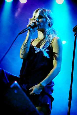 2006-06-14 - The Sounds från Hultsfredsfestivalen, Hultsfred