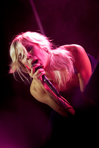 2006-06-14 - The Sounds från Hultsfredsfestivalen, Hultsfred