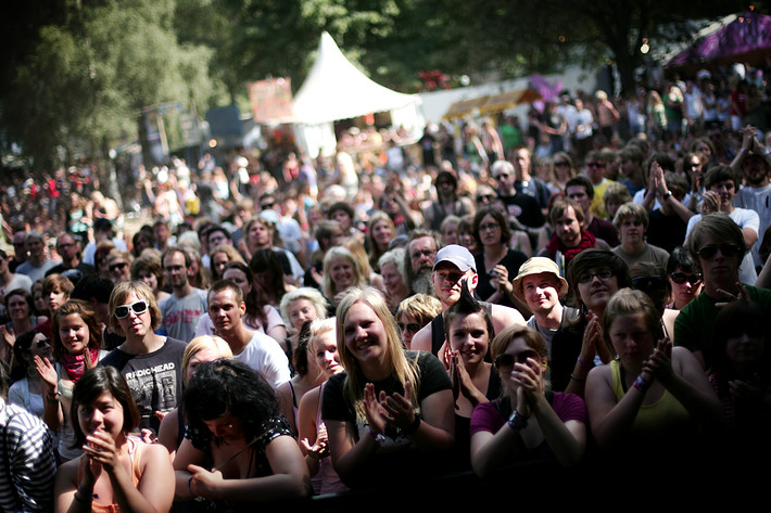 2006-06-17 - Martha Wainwright från Hultsfredsfestivalen, Hultsfred
