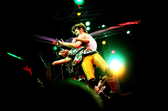 2006-06-30 - Gogol Bordello från Roskildefestivalen, Roskilde