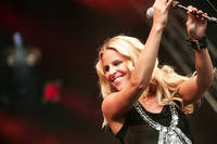 2006-07-06 - Lisa Miskovsky från Gatufesten, Sundsvall