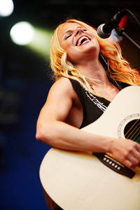 2006-07-08 - Lisa Miskovsky från Peace & Love, Borlänge