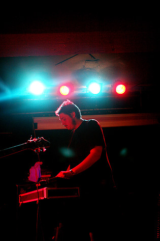 2006-07-07 - The Radio Dept. från Peace & Love, Borlänge